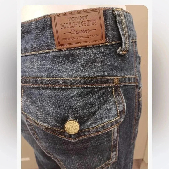 Tommy Hilfiger Straight Leg Low Rise Dark Wash Jeans Size 27 - Picture 8 of 9